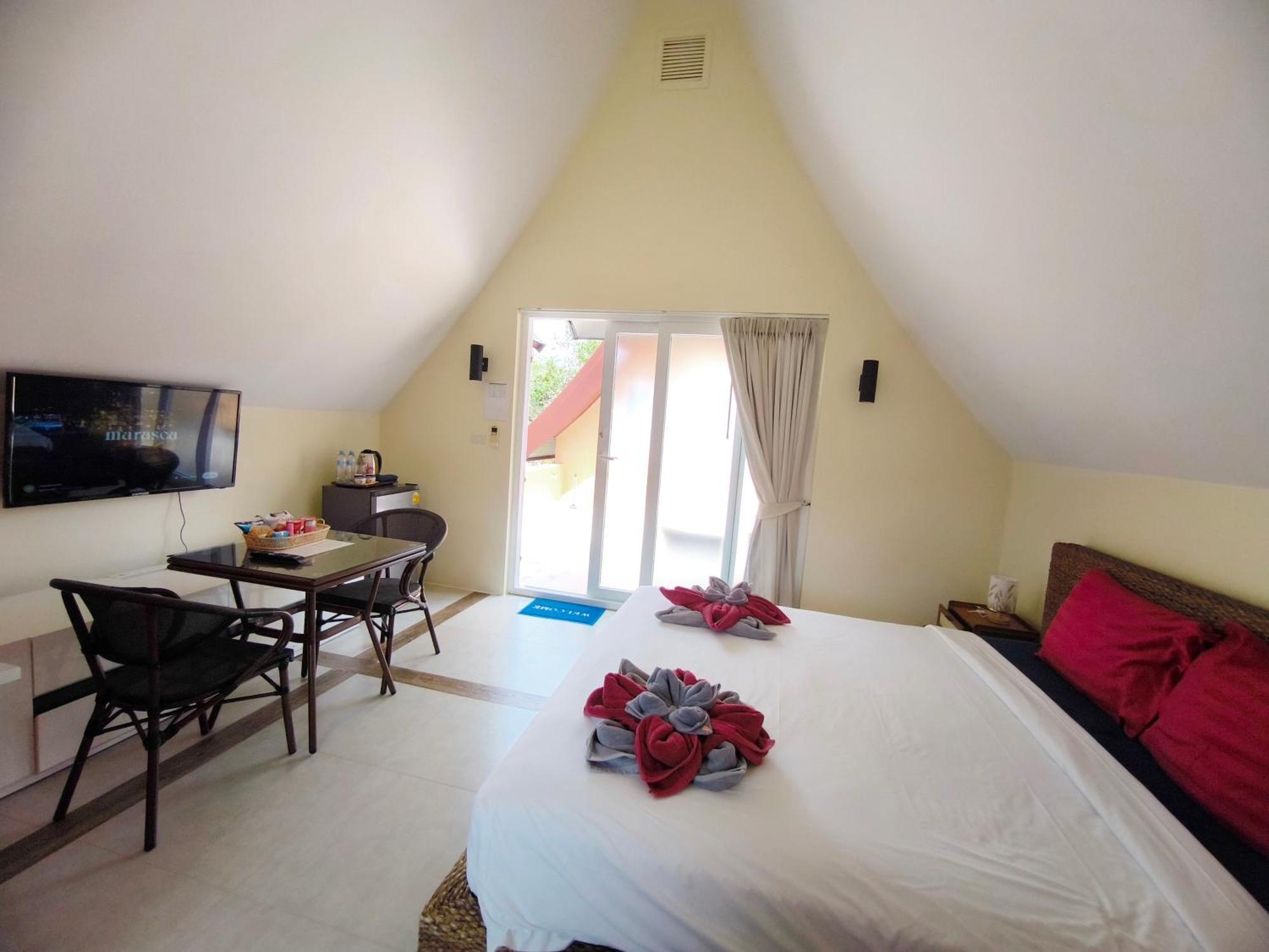 Blue Haven Bay Villa 21D And Resort Apartments Koh Chang Buitenkant foto