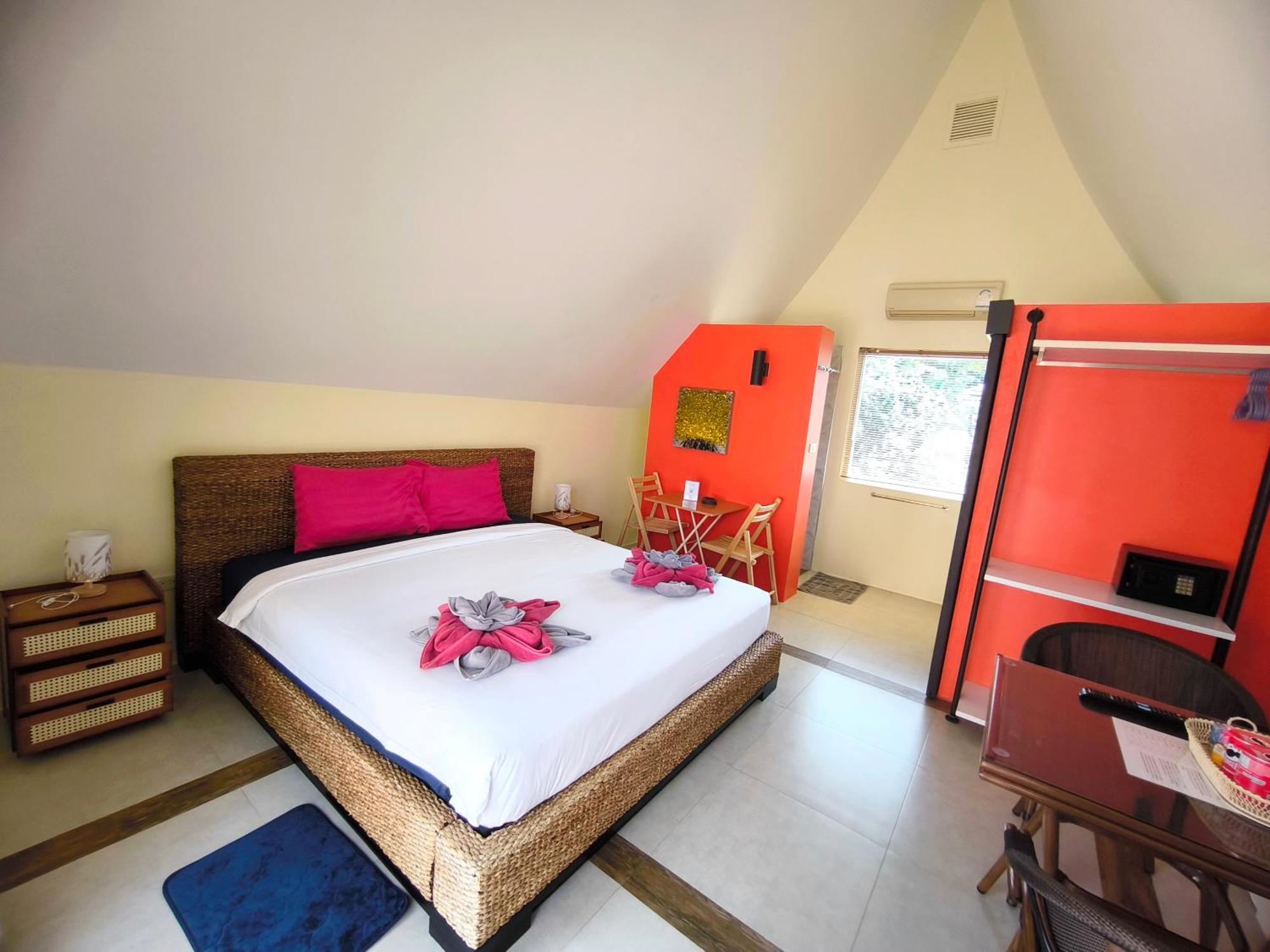 Blue Haven Bay Villa 21D And Resort Apartments Koh Chang Buitenkant foto