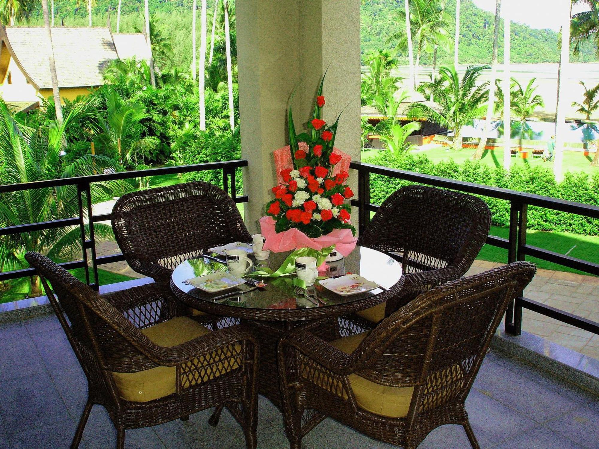 Blue Haven Bay Villa 21D And Resort Apartments Koh Chang Buitenkant foto